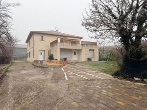 Maison d'artisan de 256m2 sur 1300m2 de terrain