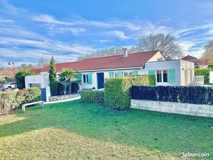 Plain-pied - 5 chambres - 130m