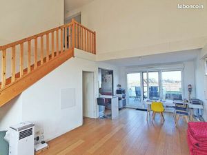 Duplex Lumineux + terrasse XXL vue dégagée : idéal RP ou investisseur