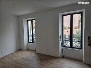 Studio rénové lumineux centre ville