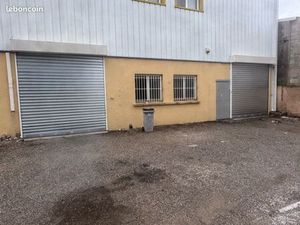 Location local 250 m2