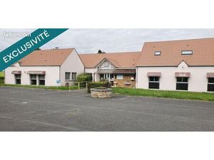 Local 465 m² MONTEREAU-FAULT-YONNE