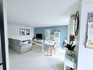 Appartement à vendre/3 chambres/ 82m2/304000