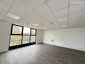 Local d'activité 432 m²