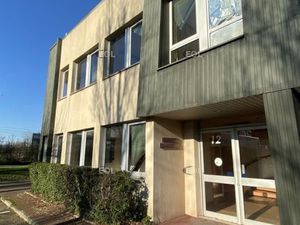 Local d'activité 457 m²