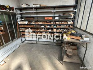 Local commercial 150 m²