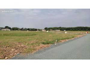 Terrain 343 m² Aiffres