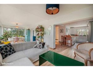 Villa 6 pièces 151 m²