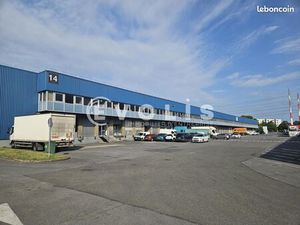 Local d'activité 3 461 m²