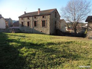 Maison à très fort potentiel à Cunlhat 63590
