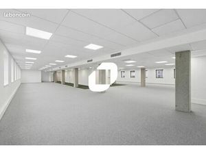 Bureau 201 m²