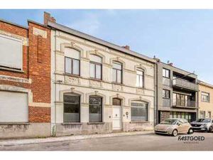 Herenhuis met 4/5 slpk  dubbele garage en verhoogd terras!