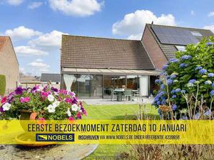 Te koop  perfect onderhouden halfopen woning met uitzicht...