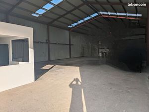 Local 500 m² CASTANET TOLOSAN