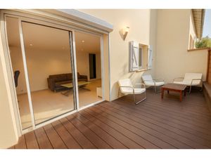 ANTIBES A L'OREE DE LA VIEILLE VILLE 3 PCS DUPLEX + TERRASSE