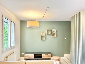 GRAND T2 DUPLEX EN DERNIER ETAGE  MEUBLE  AVEC BUREAU  CAVE