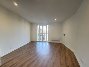 T3 rue du Genie 13003 Marseille