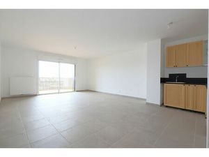 MAUGUIO - Appartement T3 neuf de 71 m² à louer avec terrasse et parking