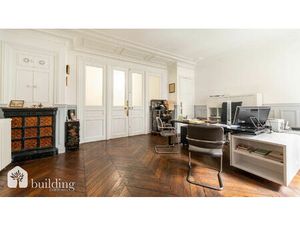 À vendre - Paris 8e Square du Roule - Appartement 6 pièces de 130 66 m²