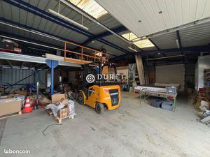 Local 257 m² Montaigu-Vendée