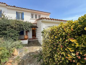 A VENDRE - Catalunya - Maison deux faces - Jardin et garage.