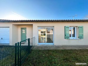 En exclusivité maison plain-pied à Coulon 3 chambres garage et jardin