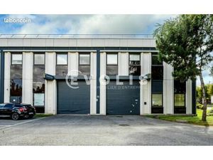 Local d'activité 357 m²