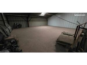 Location 80m2 local   box stockage  déménagement