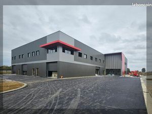 Local 187 m2 - zac segla seysses