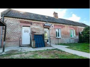 Maison avec grand jardin