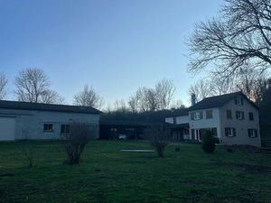 Corps de ferme avec dépendances