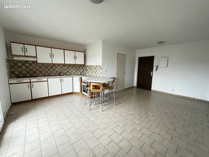 Studio 1 pièce 30 m²