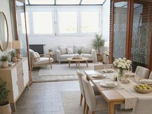 Maison de ville avec jardin  garage et grand hangar