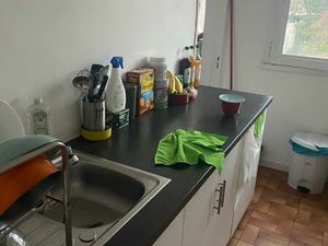 Sous location d’une grande chambre avec balcon et meublé