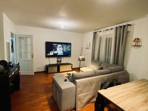 Particulier loue T2 52M2 grande terrasse 715