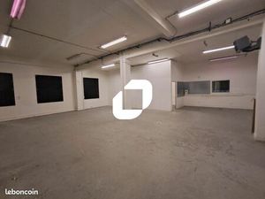 Local d'activité 457 m²