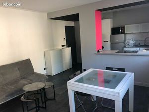 Loue T2 Villeurbanne Gratte ciel