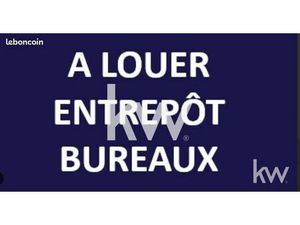 Local industriel 915 m²