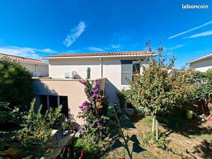 Maison cosy de ville en quartier prisé