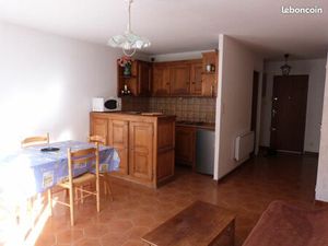 Studio à louer à l'année AIGUILLES