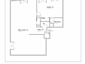 Apparemment T2  rez de jardin  centre ville  mairie