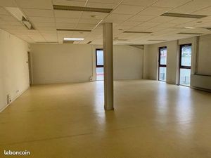 Bureaux 1260 m² SAINT ETIENNE