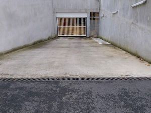 Place Parking Souterrain Sécurisée