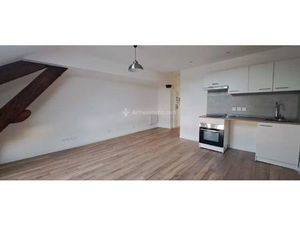 Location appartement 3 pièces 44 m² à Carmaux (81400)