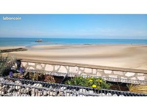 Bien rare : Immeuble de rapport 3 T4 – 20 m de la plage – Le Portel