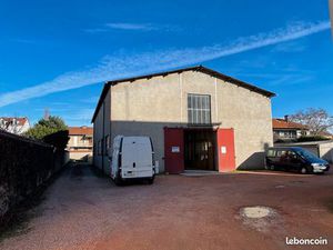 Local 330 m² ROANNE