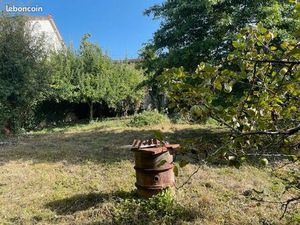 Vente maison à restaurer ou demolir sur terrain constructible 800 m2 Limoges intra muros