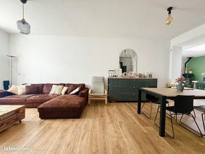 Maison - 6 pièces - Garage + Jardin