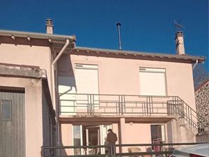 Appartement dans maison individuelle