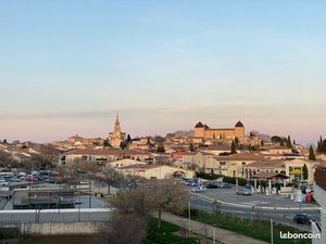 Appartement T4 toit terrasse Castries